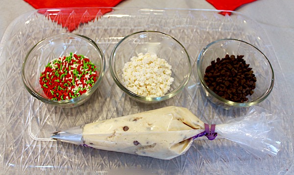 cannoli filling and sprinkles