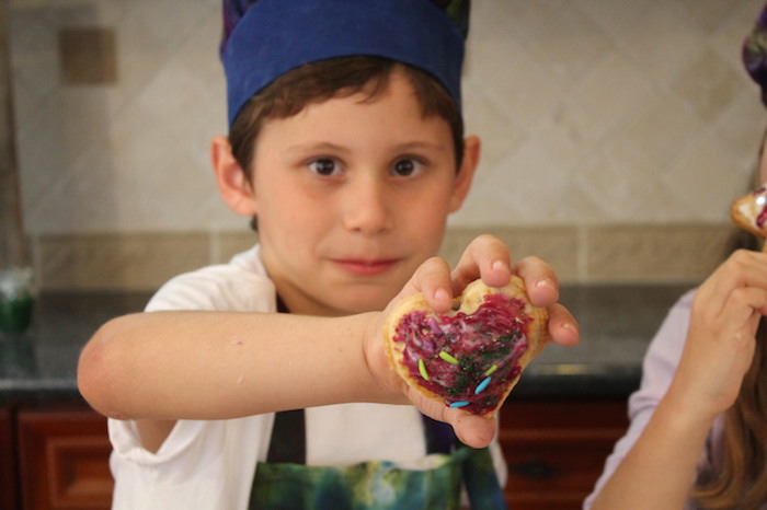blueberry-heart pie pop decorated