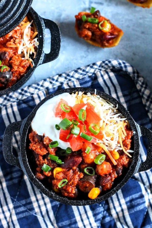 3 bean turkey chili with toppings