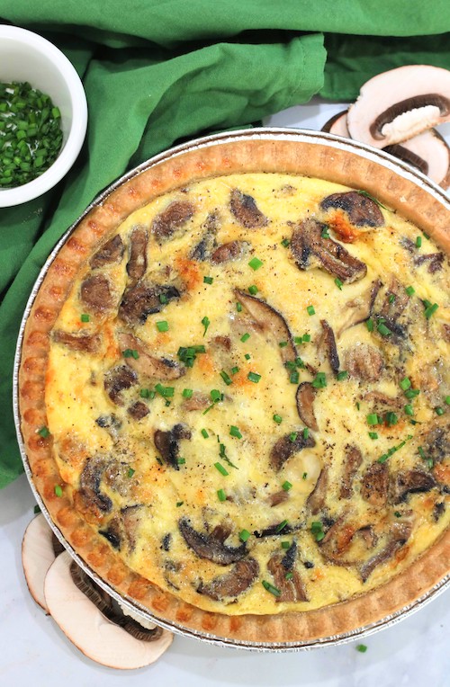 cheese and mushroom quiche with chives