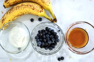 banana pancakes toppings