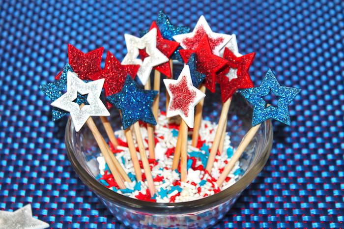 star spangled strawberries tar sticks