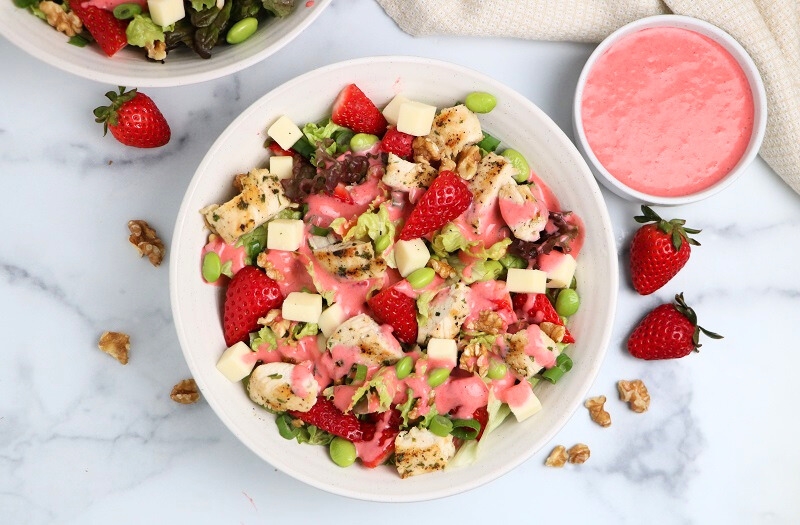 Easy Healthy Grilled Chicken And Strawberry Salad Recipe