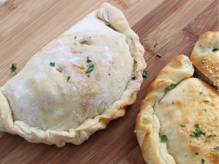 Easy Italian Mozzarella & Ricotta Cheese Calzone Recipe