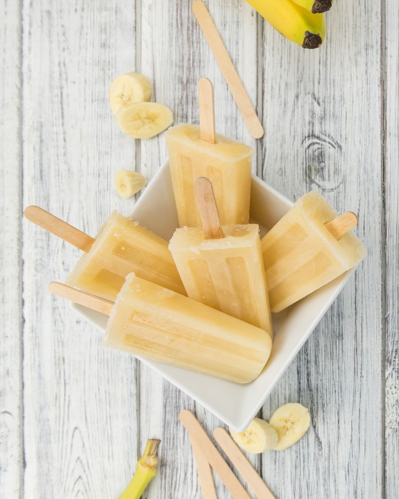 banana popsicles for kids in the summer