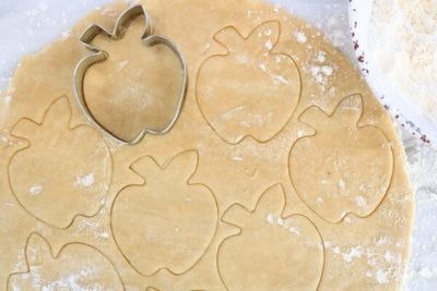 apple cookie cutter in pie dough